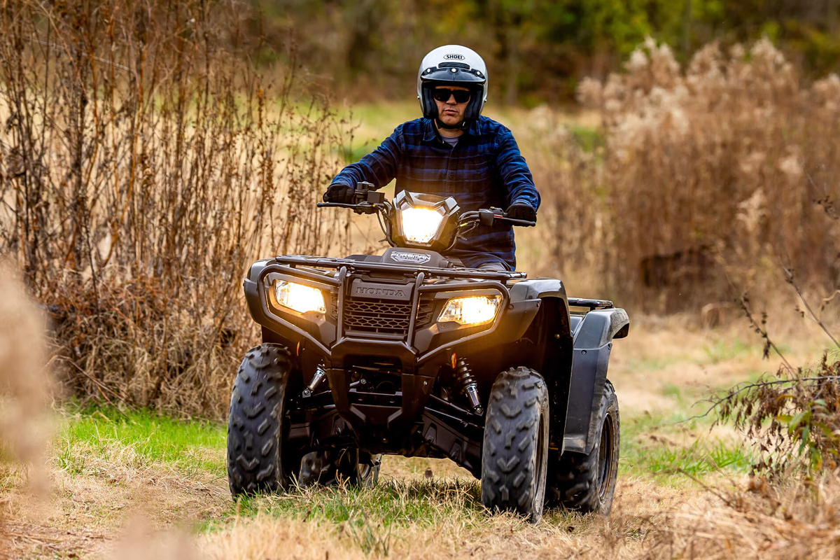 2024 Honda FOURTRAX RANCHER 4X4 vs. 2024 Honda FOURTRAX FOREMAN 4X4 Image 02